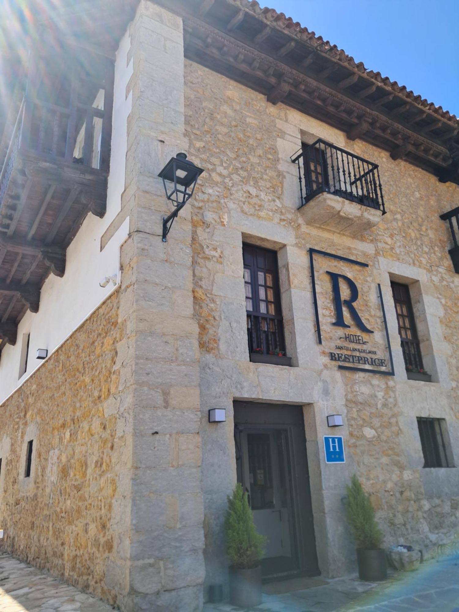 Hotel R Santillana Santillana del Mar Esterno foto